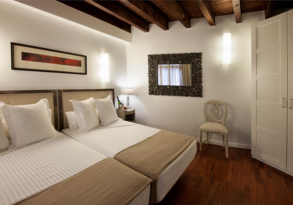 Apartamentos Abad טולדו חדר תמונה